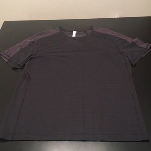 Metal vent tech short sleeve